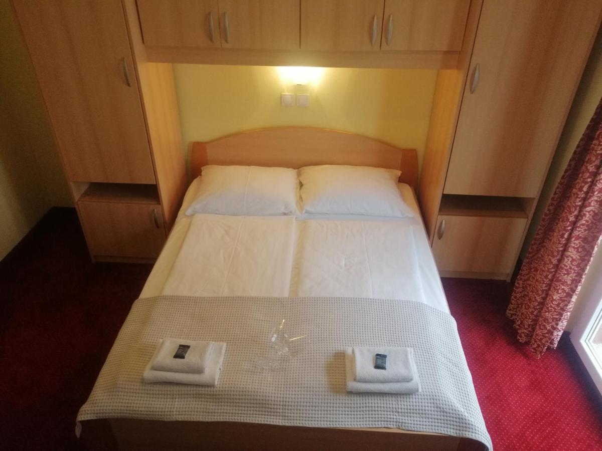 Apartmani Simon Лопар Номер фото